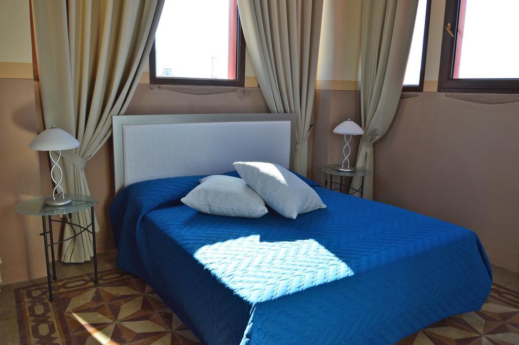 Palazzo Vallebona Gallipoli Pokoj fotografie